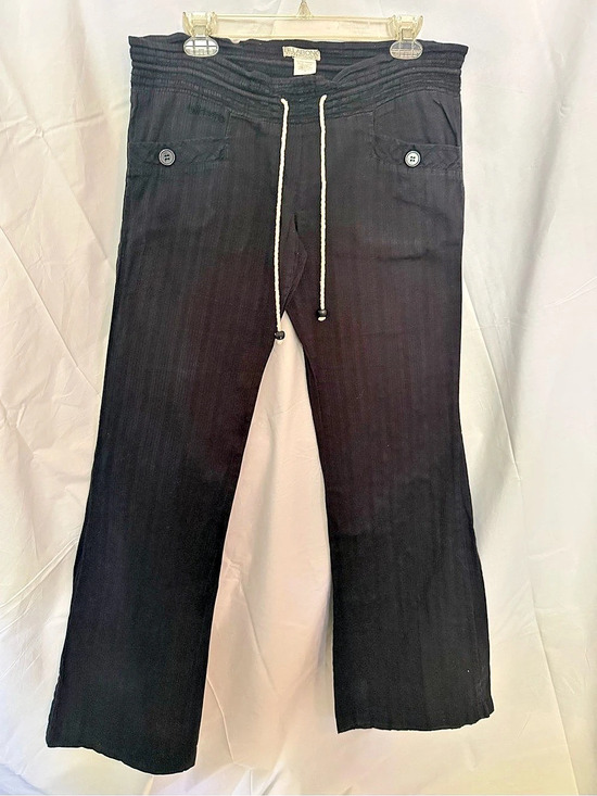 Billabong Pants - Billabong Wide Leg Pants in Black Size Medium Like New